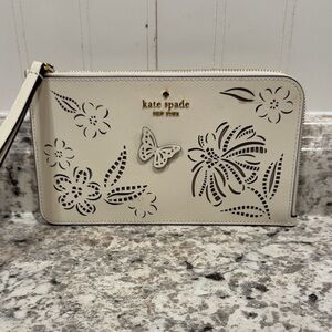 Kate Spade Cream Floral Cutout Wristlet